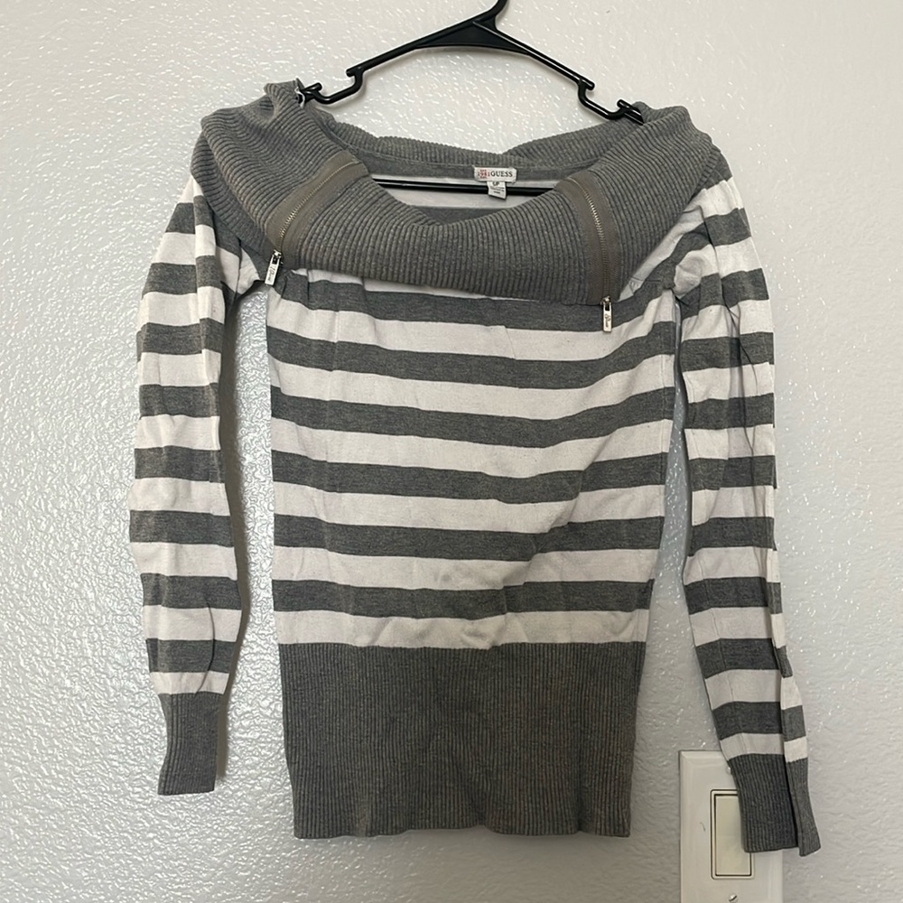 Guess Brand
Size: Small to Medium
Good Condition
Final Sale